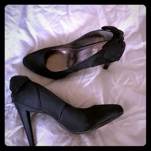 Rampage black pumps